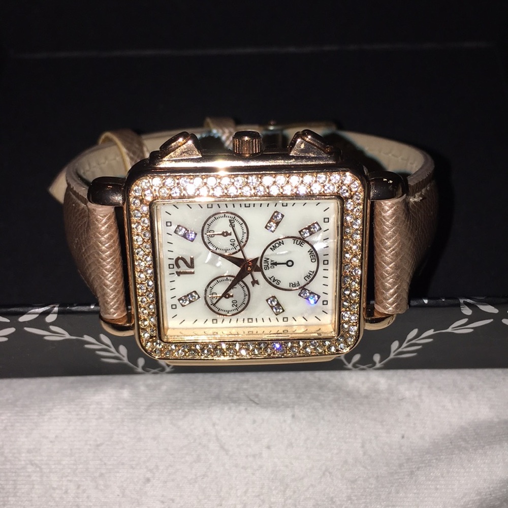 Rose Gold , Cubic zirconia wristwatch.